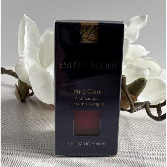 Estée Lauder Pure Color Nail Lacquer in Surreal Sun - Picture 1 of 8